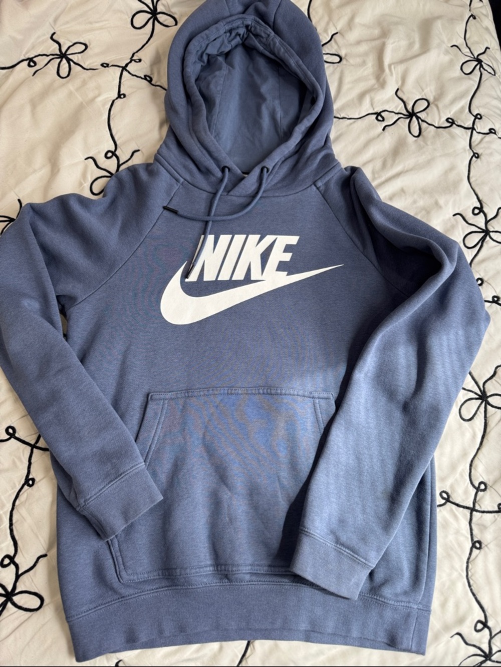 Nike Women’s Blue Pullover Hoodie with Swoosh